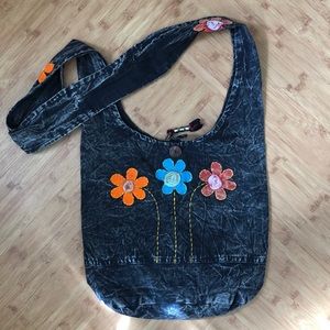 Earth Divas Women/'s Hobo Bag Purse Fair Trade Artisan Nepal Embroidered Flower